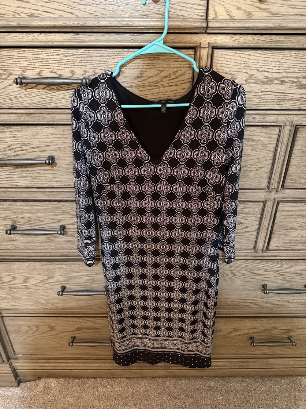 White House Black Market Black and White Geometric V-Neck Dress